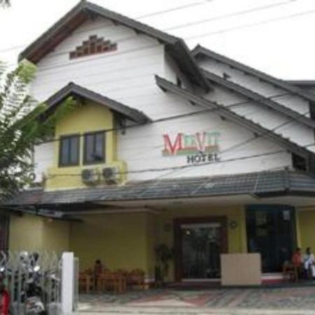 Mervit Hotel Padang  Exteriér fotografie